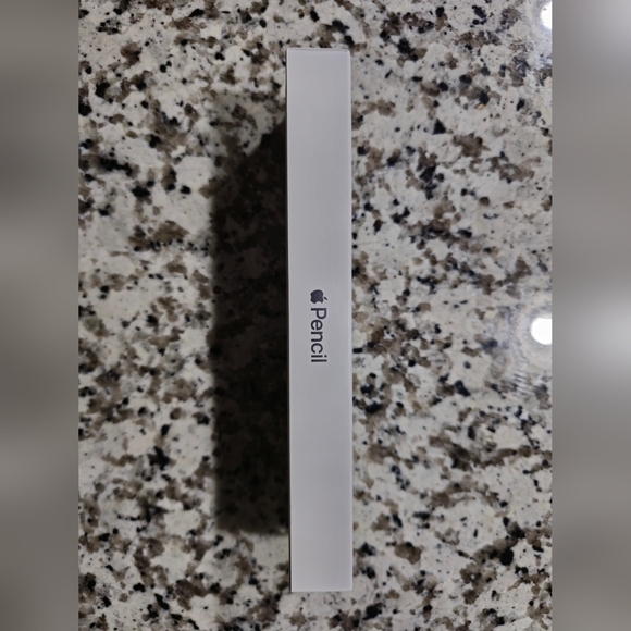 Apple Pencil 2nd Generation in White - Picture 2 of 6